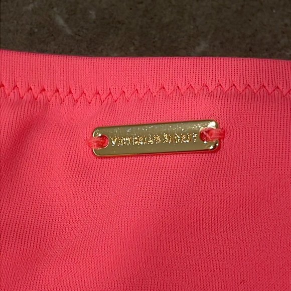 Victoria’s Secret Fabulous Ruffle Bikini Top 34DDD and Large Bikini Bottom NWT - Picture 8 of 16